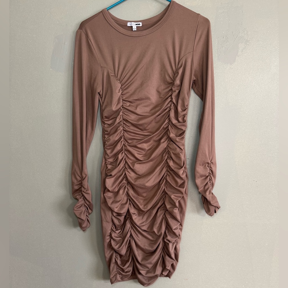 Fashion Nova Ruched Brown Long Sleeve Dress Large
